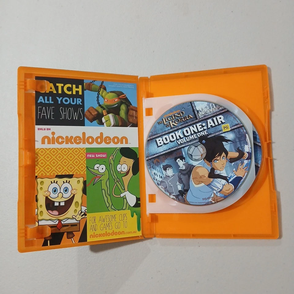 The Legend Of Korra Complete Book Series 1-4 Book 3 Sealed - VGC - image 4 of 4