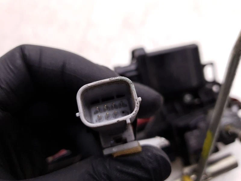 Conjunto de maçaneta externa para driver frontal compatível com 06-15 LEXUS IS250 vermelho 3R1 - Imagem 3 de 4