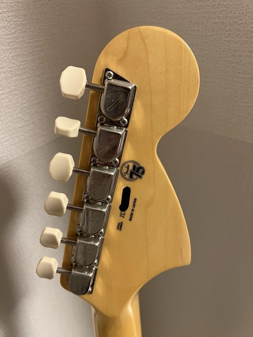 Fender Mustang Lefty Limited To 15 Bottles Worldwide | eBay