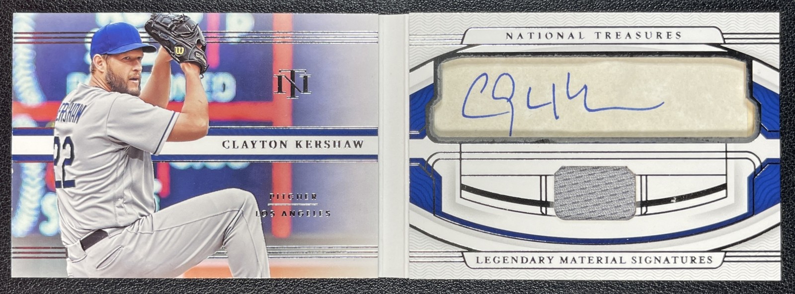CLAYTON KERSHAW 2022 NATIONAL TREASURES LEGENDARY GU JERSEY AUTO BOOKLET 9/25 view 1