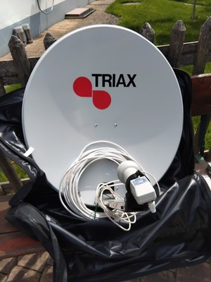 triax Satellitenschüssel,Brunner Stativ und SATlink satfinder