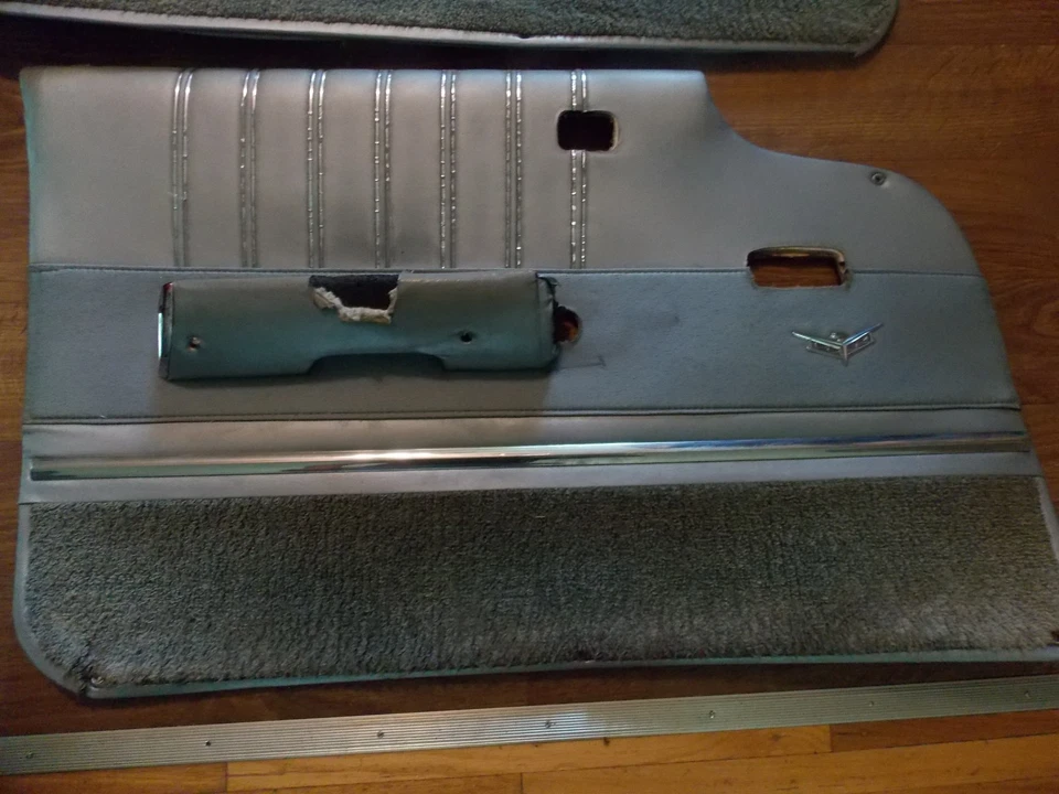 OEM 1959 BUICK ELECTRA 225 4 DOOR HARDTOP FRONT & REAR DOOR PANELS, FLATTOP - Image 2 of 4