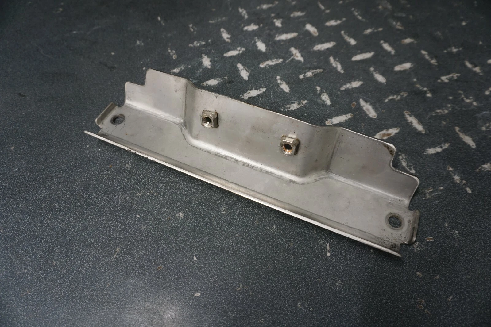 1997-2000 Yamaha OEM Steering Bearing Bracket GP7-61433-00-00 WaveRunner GP1200