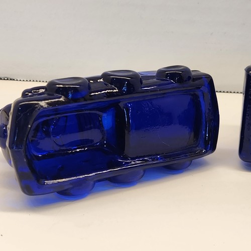 Vintage Cobalt Blue Art Glass Train Set of 3 - Picture 8 of 13