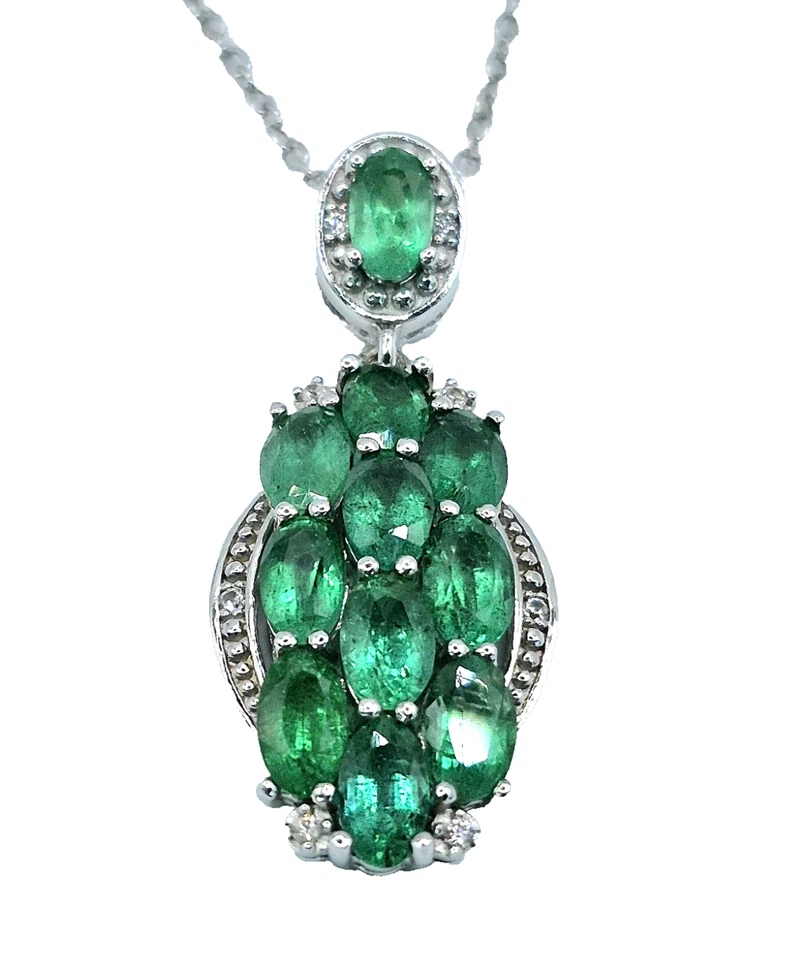 AAA Zambia Esmeralda y Circón Blanco Colgante y Cadena Rodio Sobre Plata de Ley Foto 3 de 4