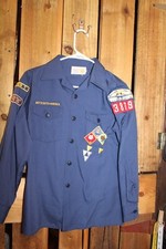 Boy Scouts of America BSA Youth Shirt Large Blue Cub Sewn on patches