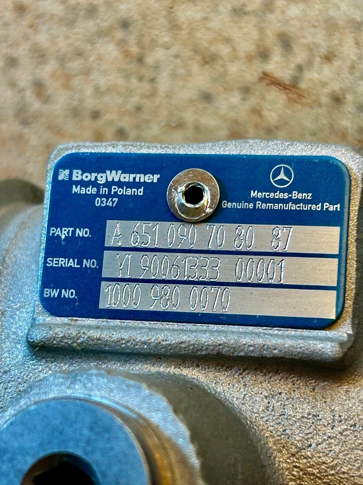 Turbocompresor-Motores diésel Mercedes-Benz ML250 Bluetec y Gle300d 2,1 L Foto 2 de 4