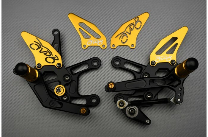 Commandes reculées CBR 600 RR résolvant le manque de grip
