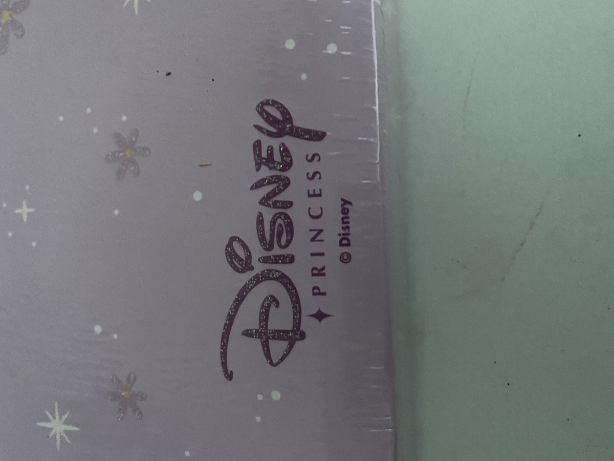 Disney KEEPSAKES / 書籍 The Disney Keepsakes book - YouTube