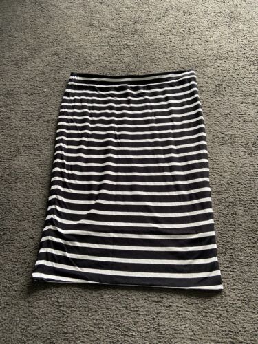 Witchery Skirt Bodycon Pencil Black White Stripe Stretch - Size 12 - Picture 1 of 7