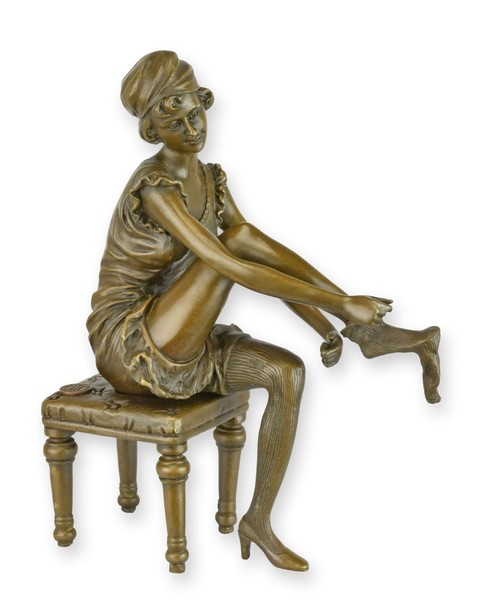 Eine Bronzeskulptur Einer Dame Replikat Retro Design Dekoration-image
