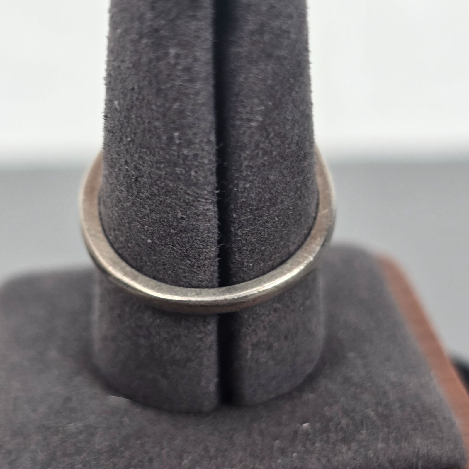 925 Sterling Silver Ring W/ Rectangular Emerald C… - image 5