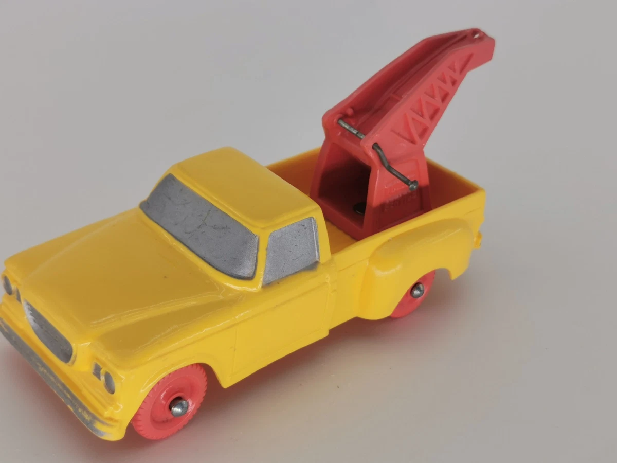 LE440 SOLIDO 82003 Voiture 1/18 1:18 Chevrolet dépanneuse Michelin 1953
