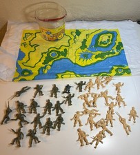1995 TootsieToy Soldiers USA Made Lot w/ Playmat  Bucket 35 Figures Tan Green