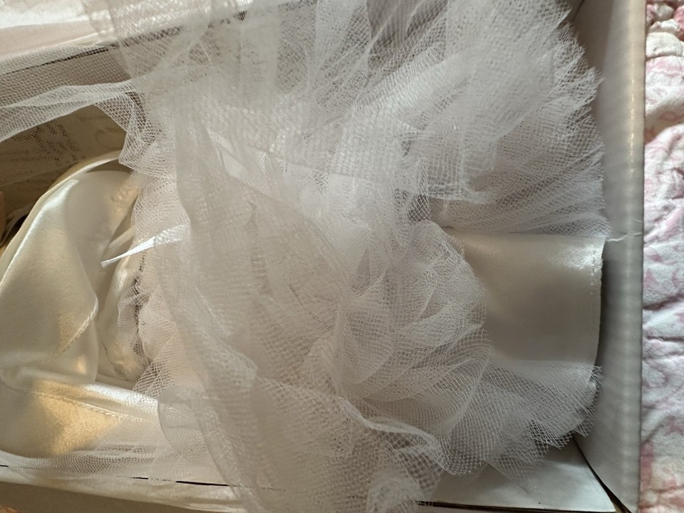 Poupée Forever Yours Exclusive Ashleigh Wedding Doll Tonner 2013 - Édition Limitée