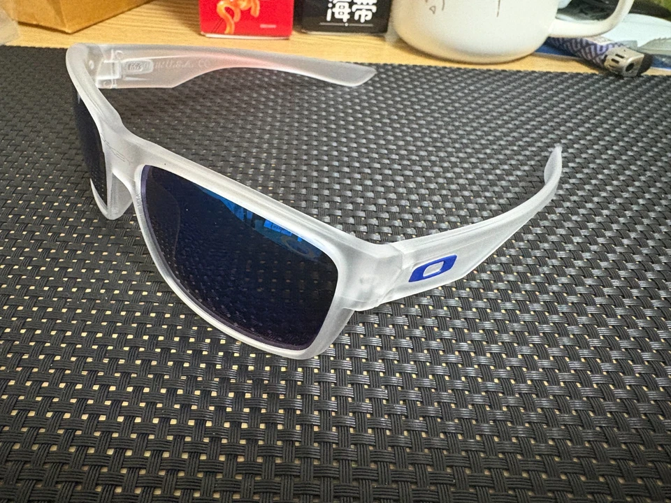 Gafas de sol Oakley Style TWO FACE Like White - azules polarizadas Foto 3 de 4