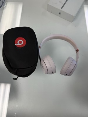Beats Solo 4 Pink by beats with Apple Care Plus till September 2026