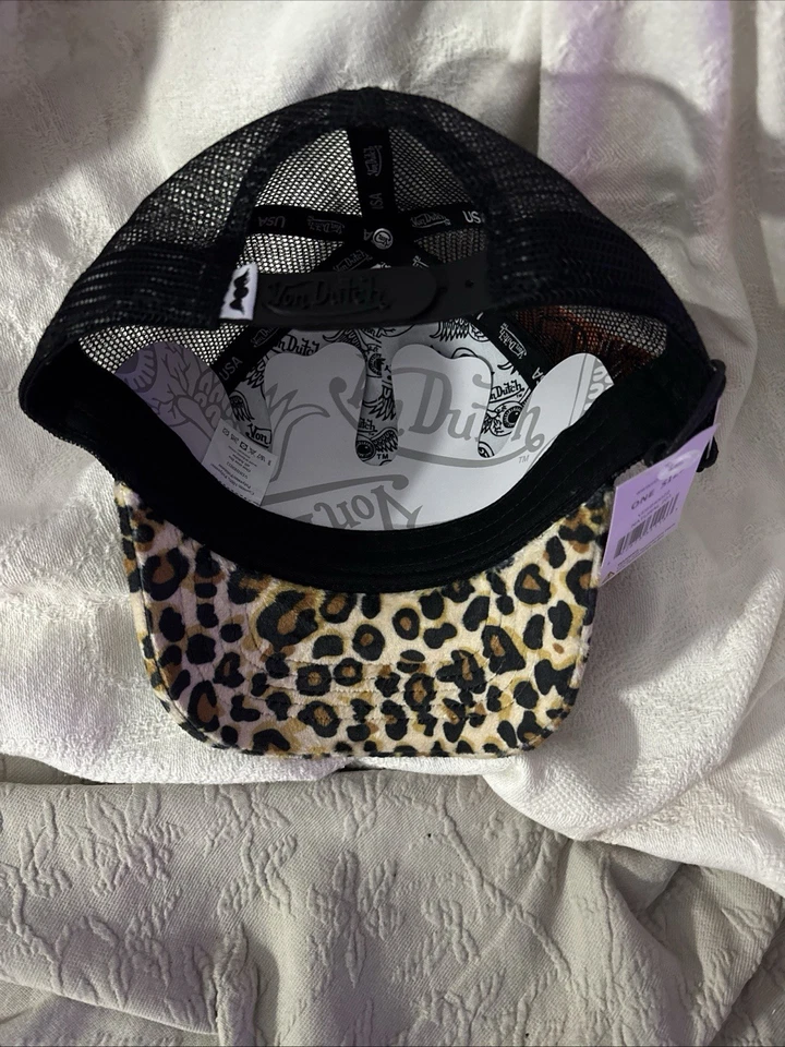 Sombrero Von Dutch SnapBack estampado de leopardo Foto 2 de 3