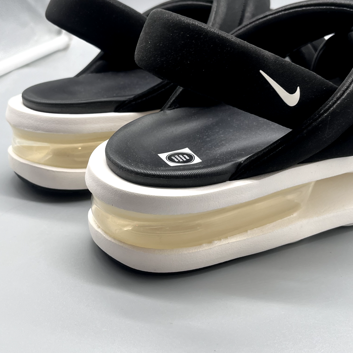 Size 11 (Men 10) - Nike Air Max Isla Sandal Size 11 (Men 10) - Nike Air Max Isla Sandal