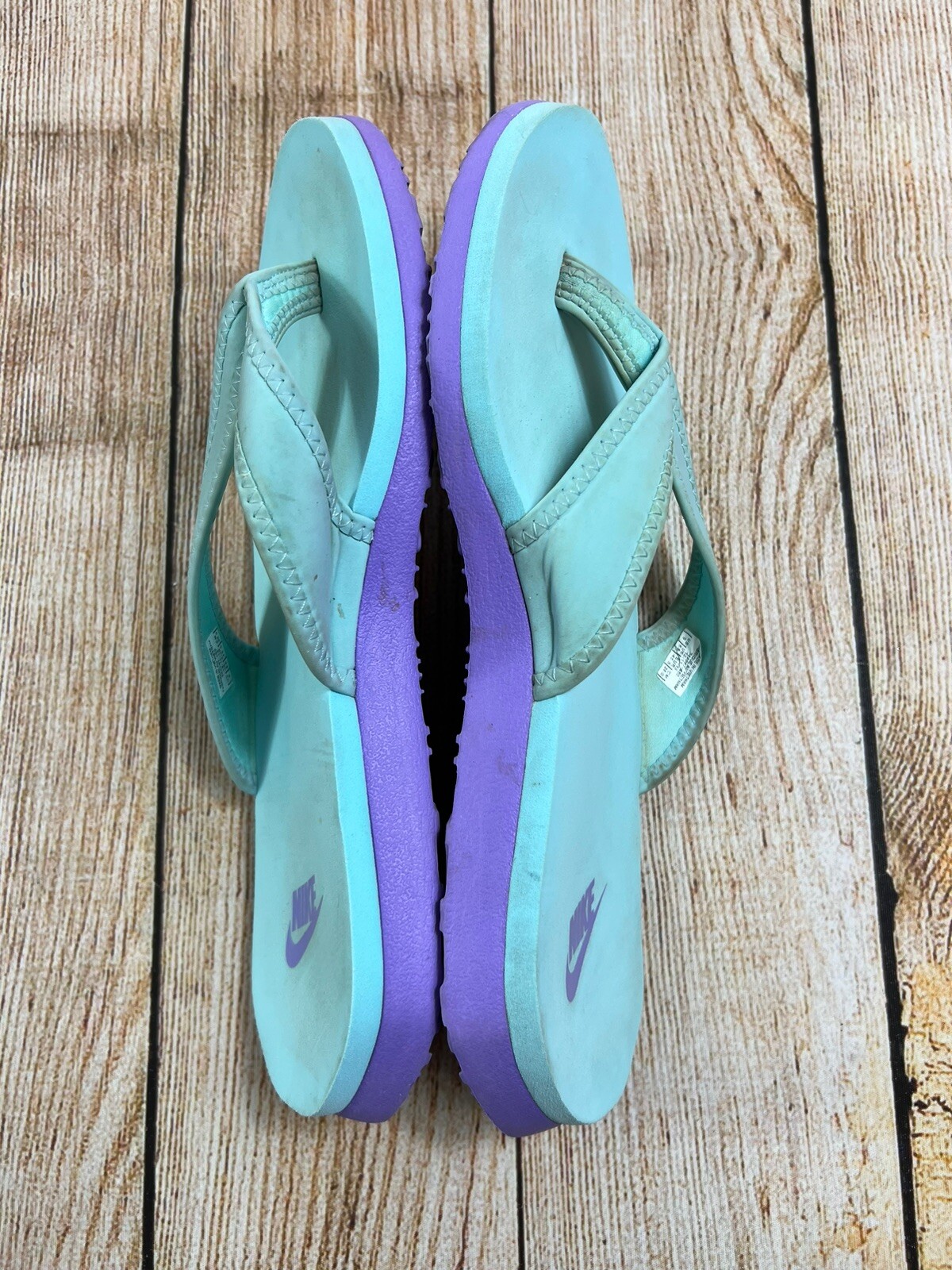 Women’s Nike Celso Foam Sandals Flip Flops Size 9 Bl… Gem