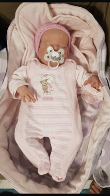 Reborn Baby - lebensechtes und gewichtetes Baby blond 43cm - sieht aus wie echt