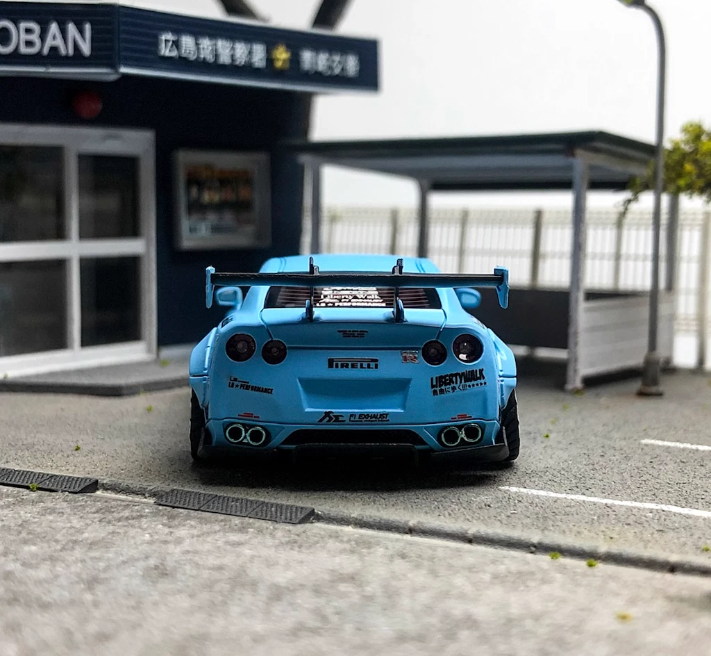 YM ERROR 404 1/64 日産 GT-R R35 LBWK 水色 NISSAN GT-R (R35) - LBWK - baby blue - Error404 1:64 | eBay