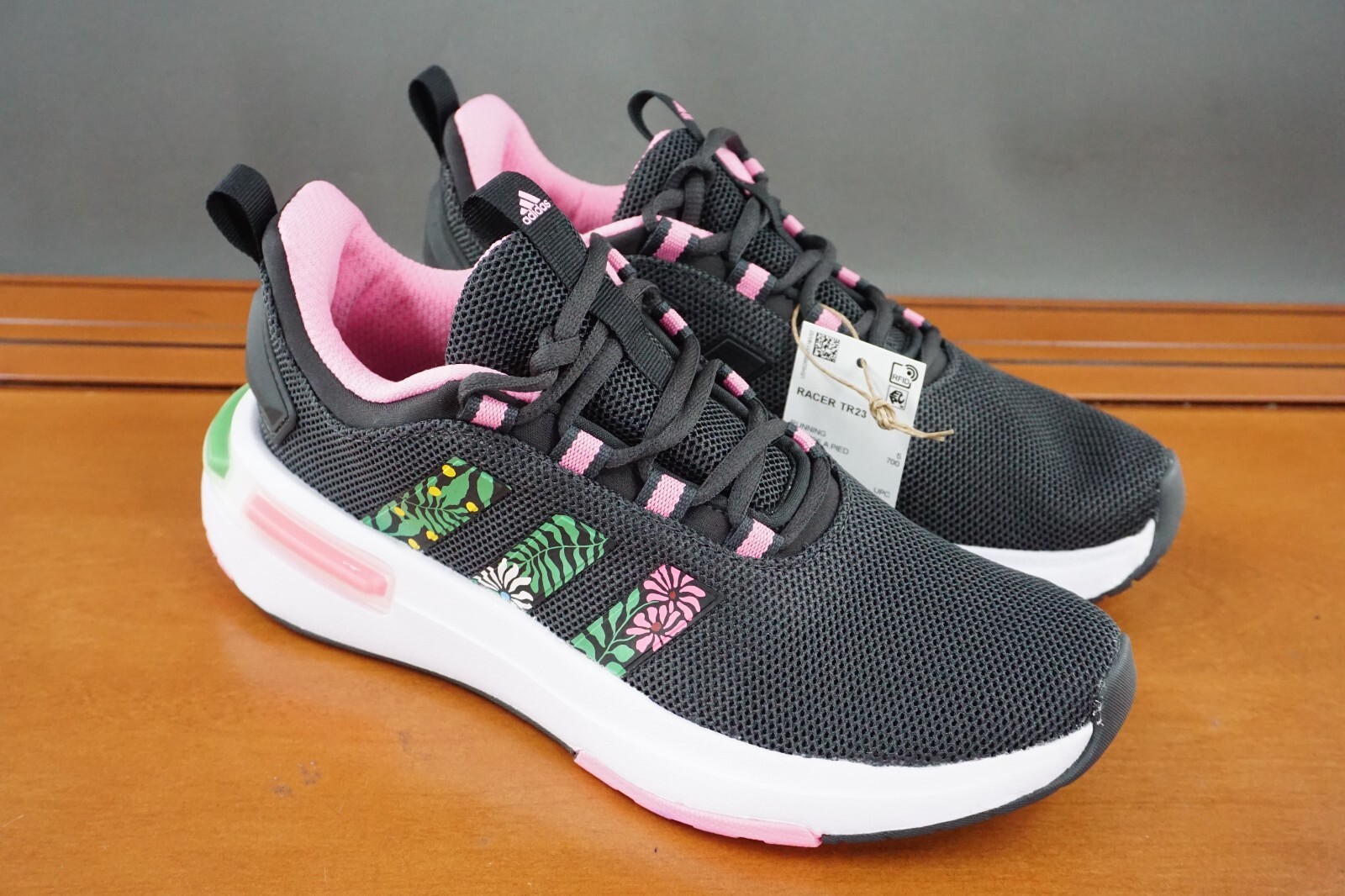 adidas Racer TR23 Shoes Womens 6.5 Black Mesh Lace Up Low Top Running Sneaker adidas Racer TR23 Shoes Womens 6.5 Black Mesh Lace Up Low Top Running Sneaker