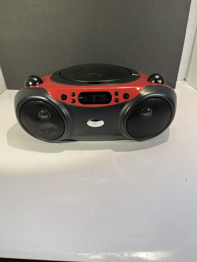 GPX BC232R CD/CD-RW Playback/Radio/CD-R Playback Boombox