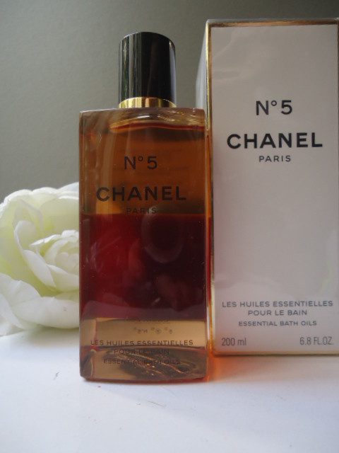 chanel no 5 bath