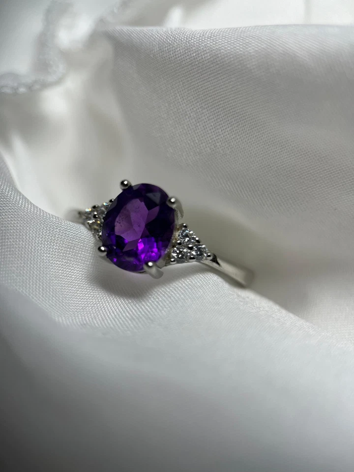 Natural AAA Amethyst Solitaire in 925 Sterling Silver - Imagen 2 de 3
