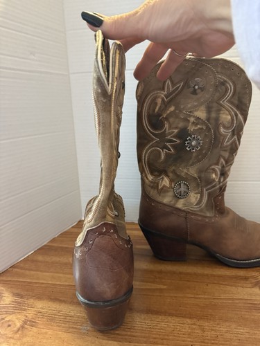 Stivali donna cowgirl Ariat punta aperta taglia 8 B marrone stile impreziosito 10007957 - Foto 3 di 21