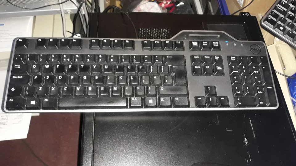 DELL KB813 Smartcard Reader USB QWERTY Keyboard - Black (KB813-BK-UK) - Image 3 of 3