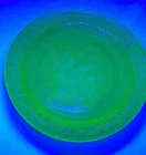 Vintage Federal Glass 9” Plate “Sharon” Pattern Depression Green Uranium Glass