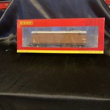 Hornby R6682 LNER Extra Long CCT Van LLCK No.1248 in NE Brown Livery - Mint