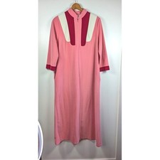 Vintage Vanity Fair Velour House Coat Size 16 Long Duster Robe Valentine's Day