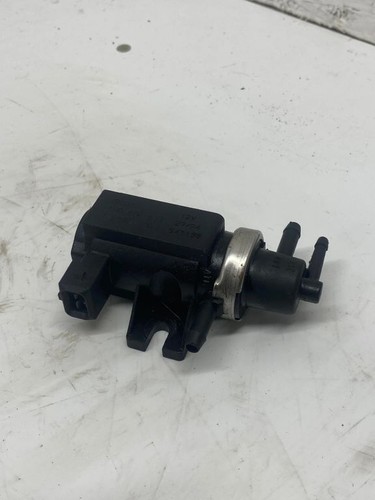 Volkswagen PASSAT B5 1998 Diesel Turbolader Druckwandler Magnetventil DTS771