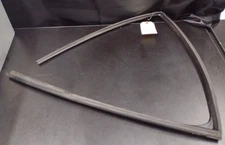 2016 TOYOTA PRIUS REAR RIGHT DOOR WINDOW GLASS RUN CHANNEL SEAL OEM