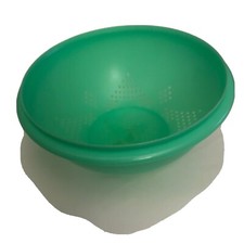Vintage Tupperware Colander/Strainer 9" Jadeite Green 339-3 USA Made.