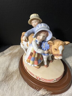 Limited Edition Holly Hobbie The Blue Ribbon! Figurine County Country Fair