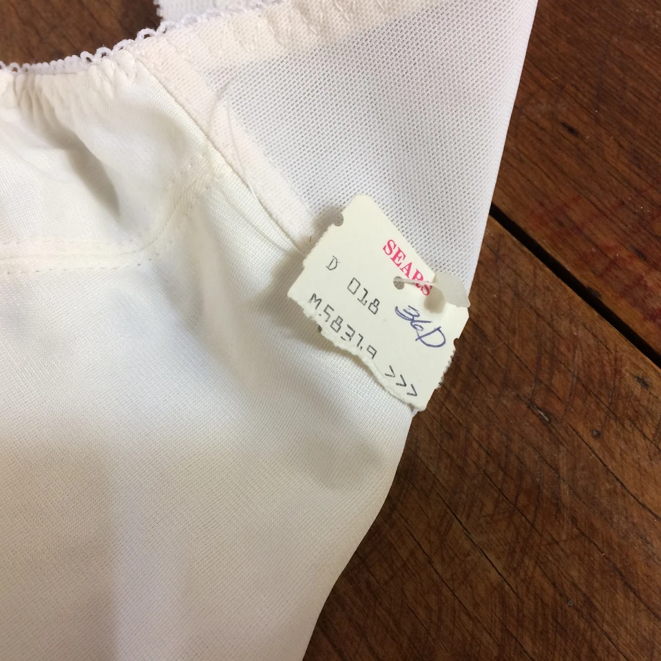 Vintage Womens Bra Sears 36D Nylon Spandex Lingerie  - Image 2 of 4