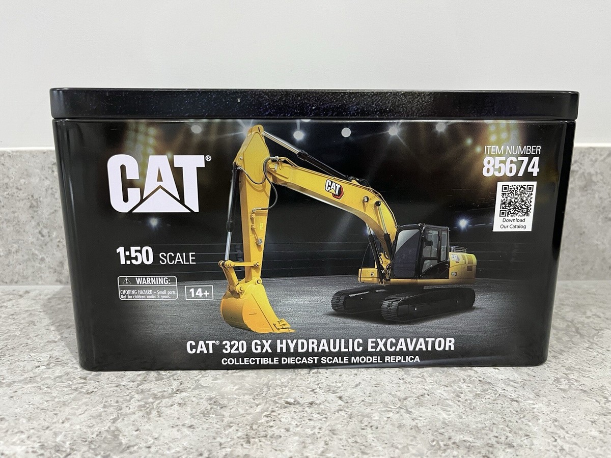 Diecast Masters - CAT 320 GX Hydraulic Excavator - 85674 - 1:50