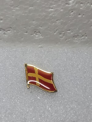 Vintage Flag of Denmark Enamel Lapel Pin Single Post Clutch Back Gold ...