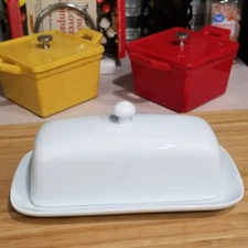 BIA Cordon Bleu White 1/4lb Covered Butter Dish Butter Keeper Knob Handle
