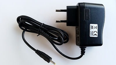 Ladegerät Netzteil für Archos Arnova 8 Tablet (5V/2A, Stecker 3,5 x 1,35 mm)