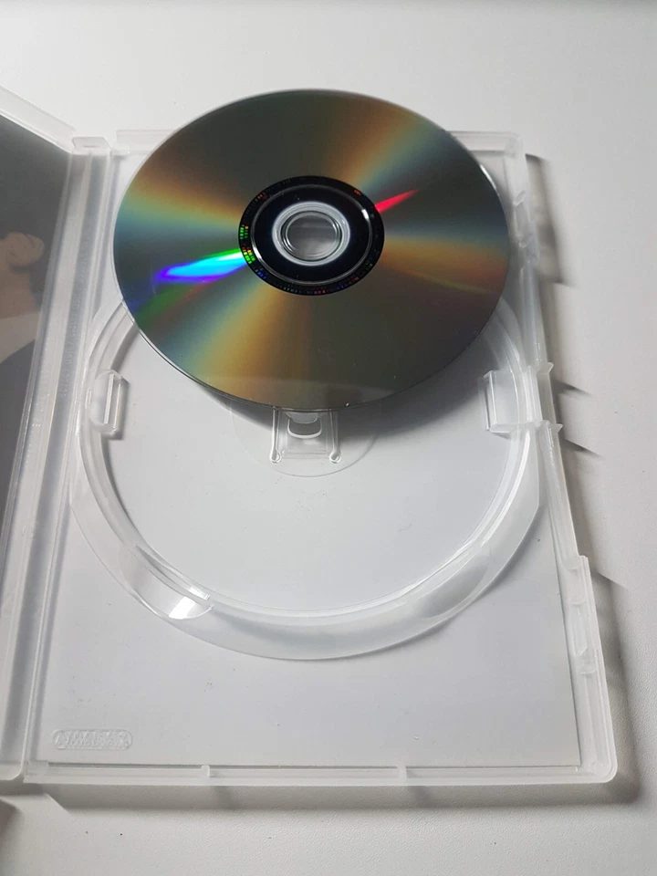 James Bond DVD Bundle Golden Eye On Her Majestys Secret Service VGC Free Postage - Image 3 of 4