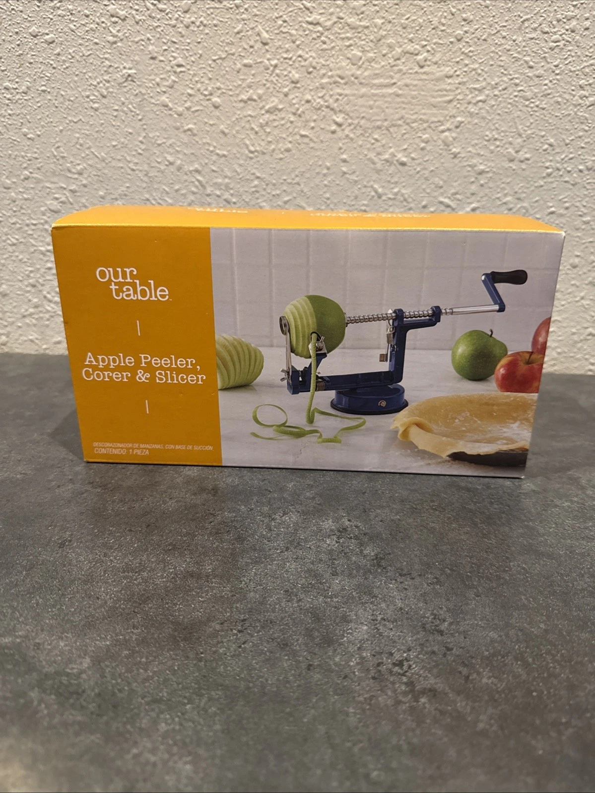 Apple Peeler, Corer and Slicer, Bed Bath & Beyond (Our Table) - New In Box