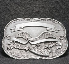 WJ15129 VINTAGE 1977  BALD EAGLE  AMERICAN FLAG SHIELD  PATRIOTIC BELT BUCKLE