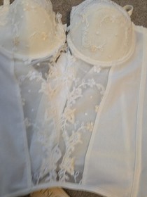 Brand New Lise Charmel Wedding Underwired Corset & Surpenders Ivory Size Uk 36B 