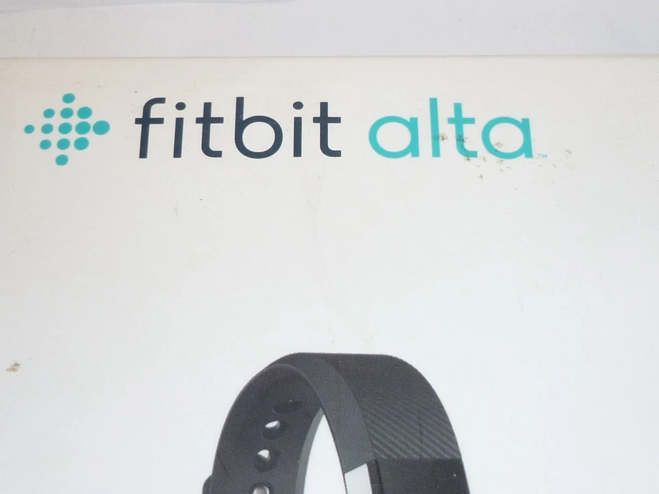 Job lot of 25 Smart Watches Various Makes Samsung Fitbit Apple etc. All Untested - Image 3 of 4