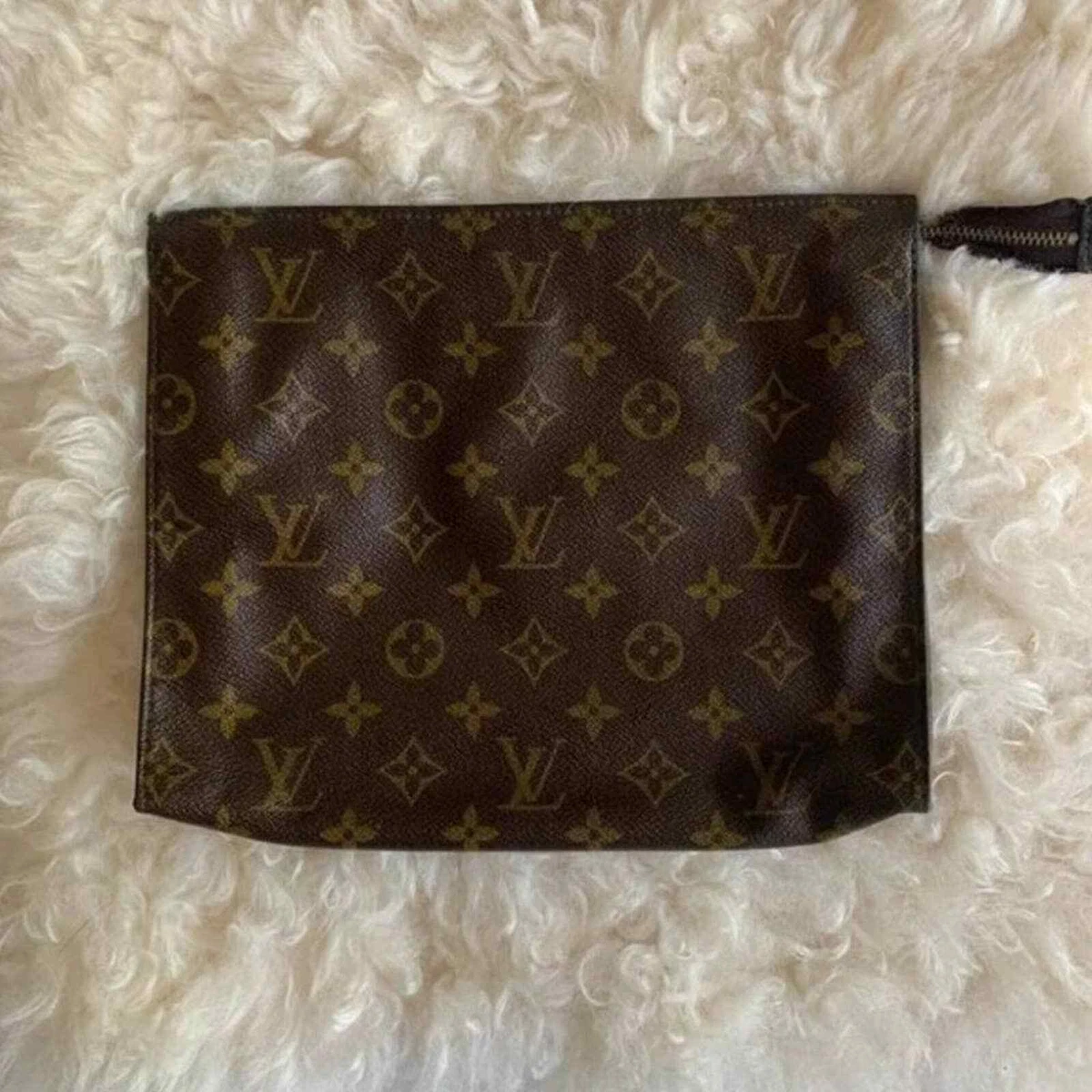 Louis Vuitton Pouch Toiletry Monogram 26 Brown